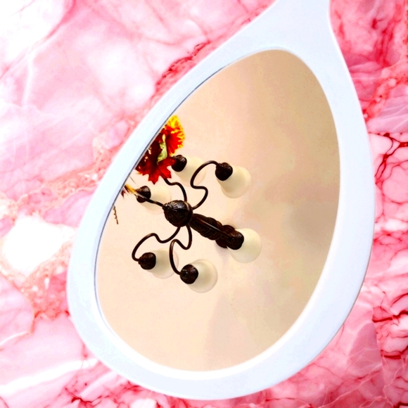 Oversized Vanity Mirror New in Box Contoured Handle White Plastic Frame - Picture 8 of 12